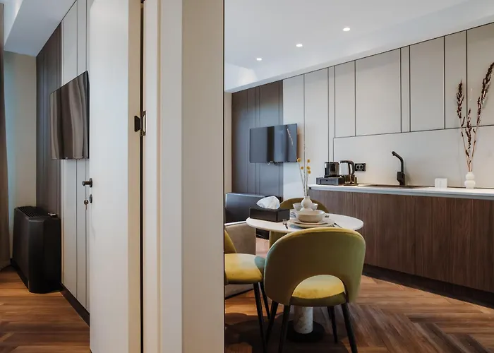 Ferdinand Boutique Hotel *