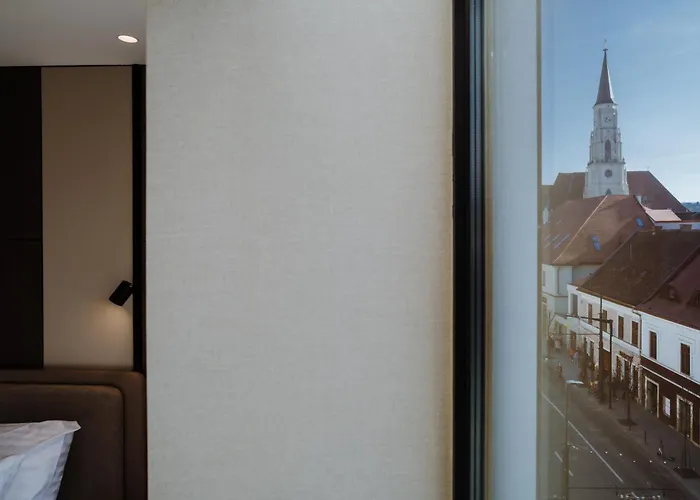 Ferdinand Boutique *